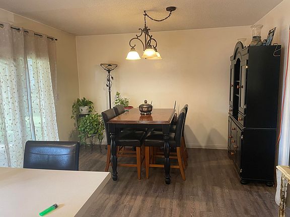 4th image of 179 Ridge Point Ln