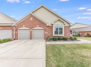 12569 Royal Gorge Ct, Mokena, IL 60448