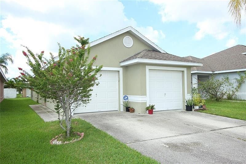 1st image of 2416 Ashecroft Dr