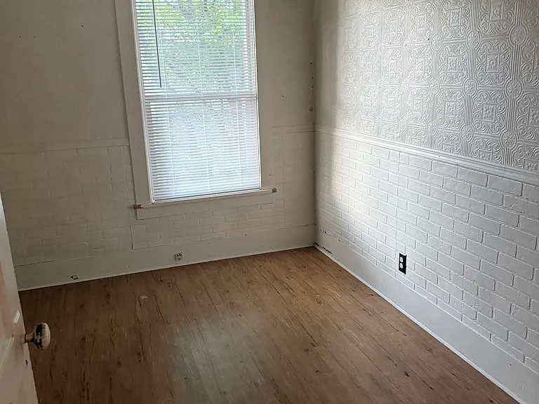 255 S F St — Photo 10