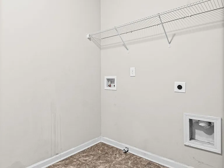 6222 Story Cir — Photo 34