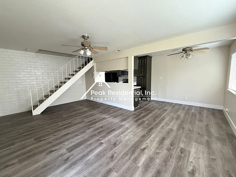 4525 Greenholme Dr #3 — Photo 3