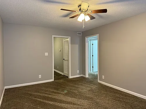 421 Martha Ln Photo 1