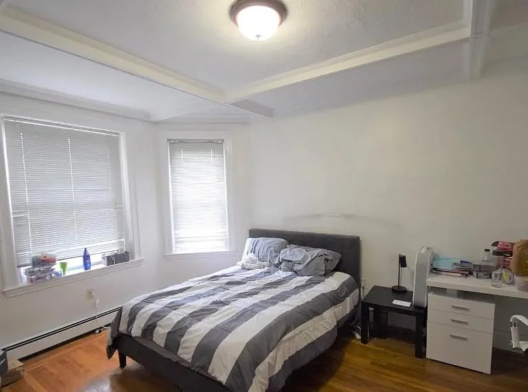 75 Thatcher St #2O2 — Photo 5