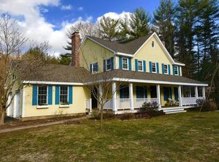 4 Pond Edge Ln, Ipswich, MA 01938