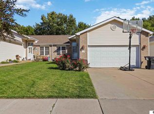 240 W Irving St, Lincoln, NE 68521