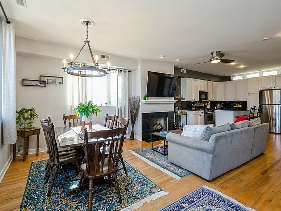 2nd image of 2319 N Hamilton Ave APT 6