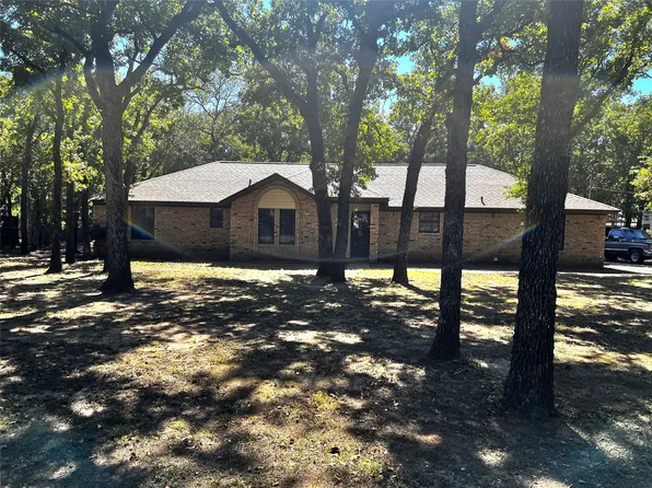 135 Meredith St, Whitney, TX 76692