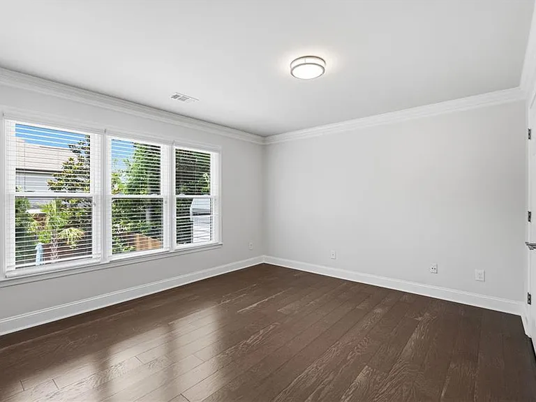 100 Cabots Cove Ct — Photo 47