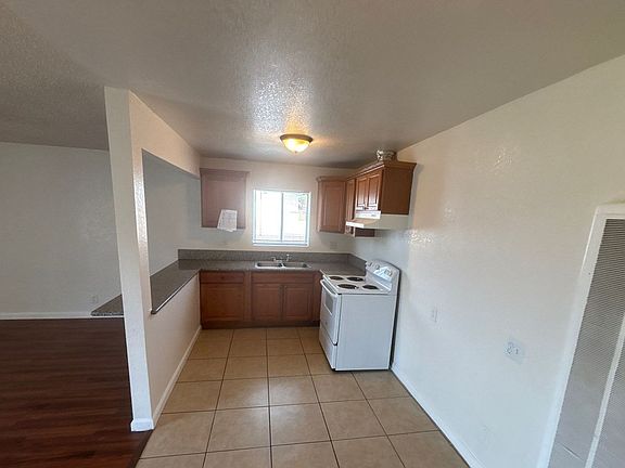 5th image of 1471 E Eureka St APT 230