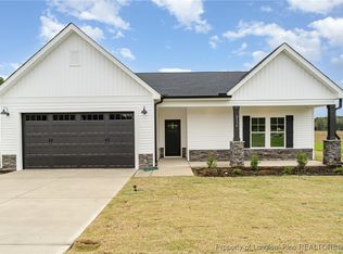 2534 Parker Memorial Rd, Clinton, NC 28328