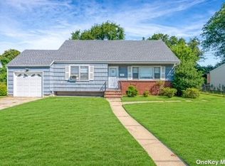 643 Albin Ave, West Babylon, NY 11704