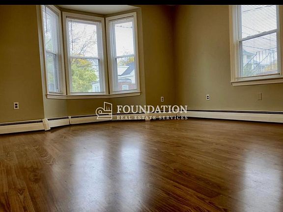 2nd image of 41 Gillooly Rd #1