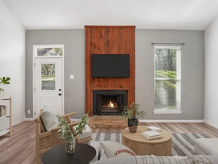 27 Marina Cir — Photo 5