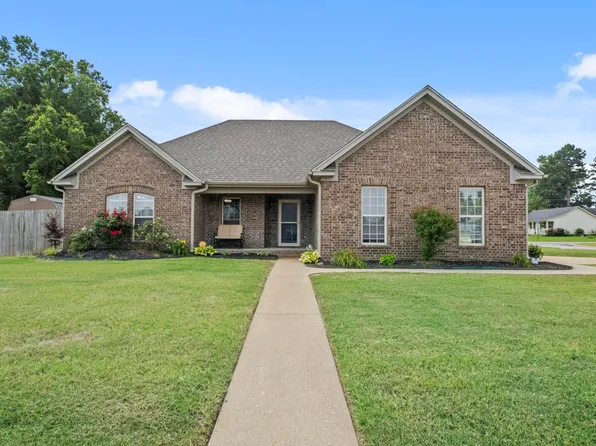 2415 Audley Bolton Dr, Searcy, AR 72143