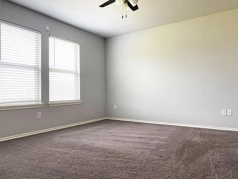 15521 Rosedown Dr — Photo 11