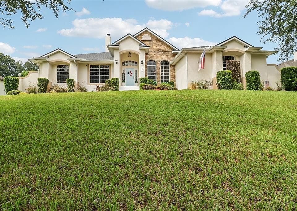 1st image of 225 GLEN ABBEY LANE
