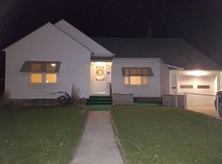 705 State St, Guthrie Center, IA 50115
