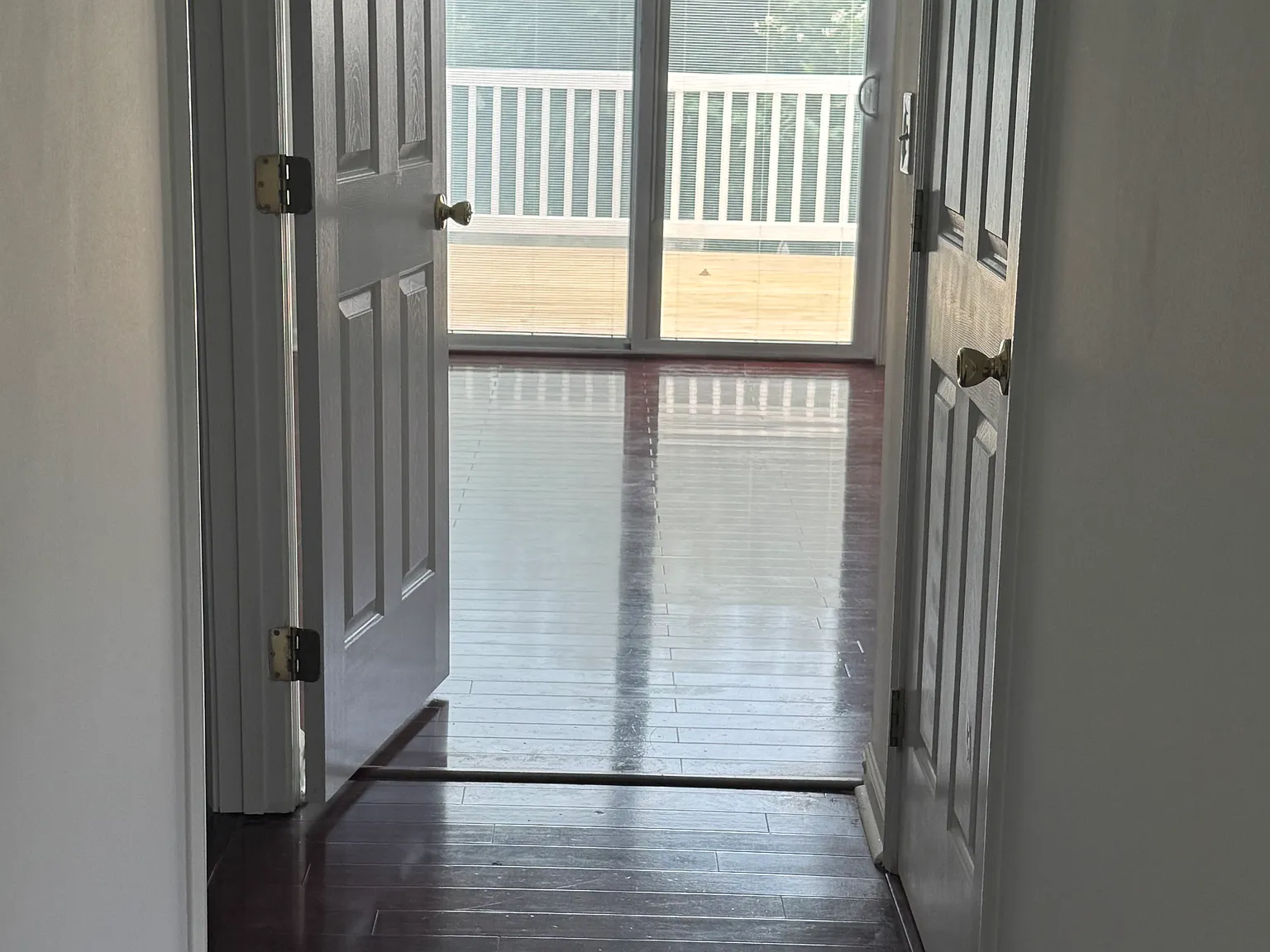 4 bed, 3.5 bath, 2160 sqft, $2,250 — Photo 4