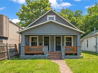4159 Roanoke Rd, Kansas City, MO 64111