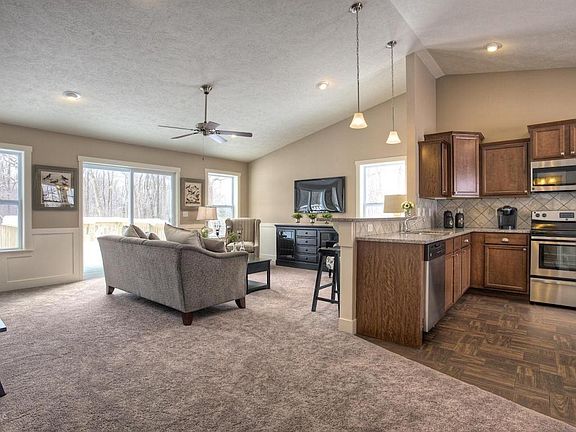 3rd image of 603 Cygnet Dr
