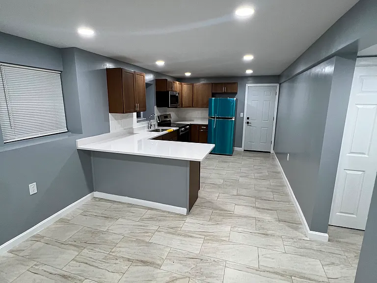 190 Oconnell St #B — Photo 4