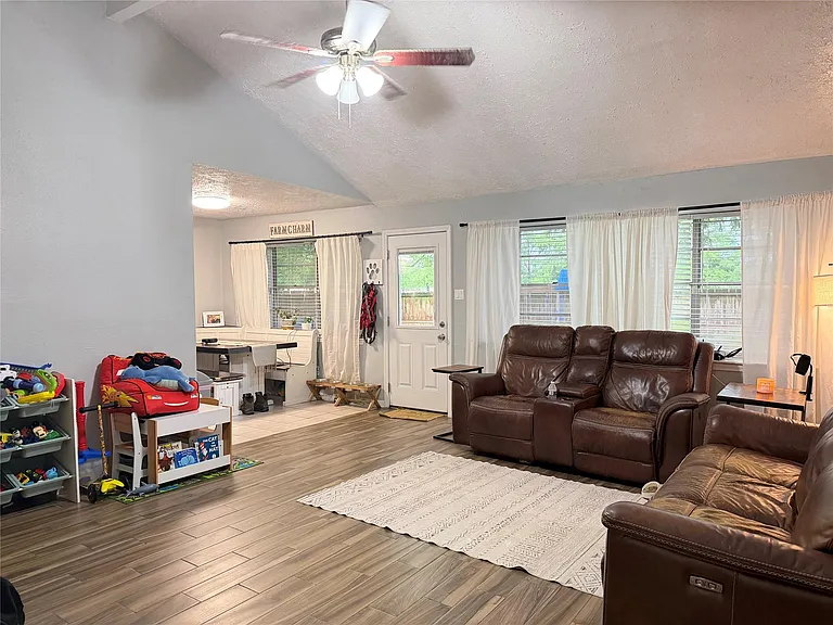 11423 Graywood Dr — Photo 6