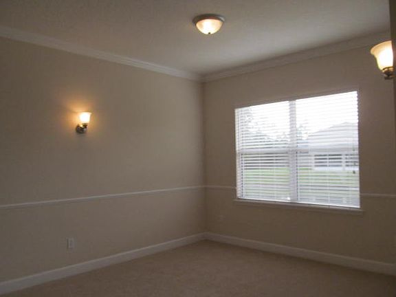 4th image of 75211 Fern Creek Dr