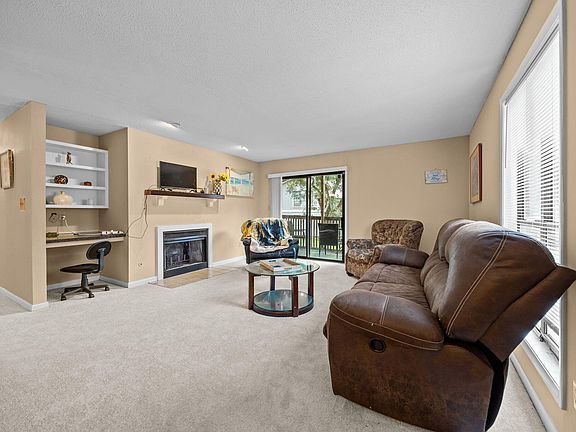 4th image of 5816 Pointer Dr APT 102