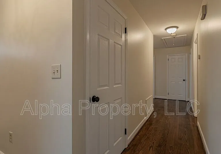 400 Fairhaven Dr — Photo 10