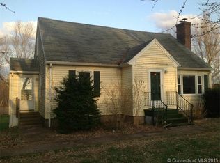 215 Pinney St, Ellington, CT 06029
