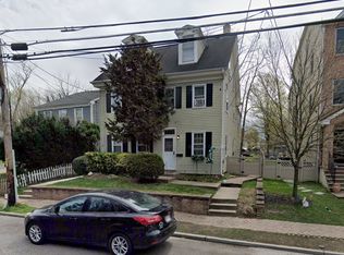 54 E 2nd St, Moorestown, NJ 08057