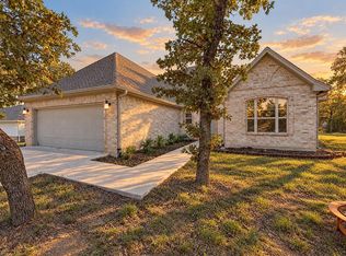 196 Bridwell Ln, Runaway Bay, TX 76426