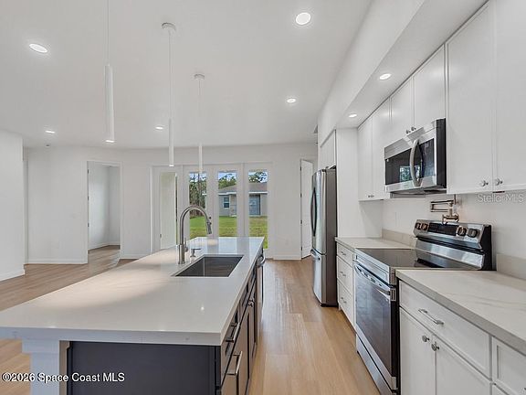 4th image of 2634 De Groodt Rd SW