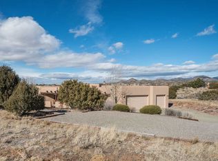 16 Cuesta Rd, Santa Fe, NM 87508
