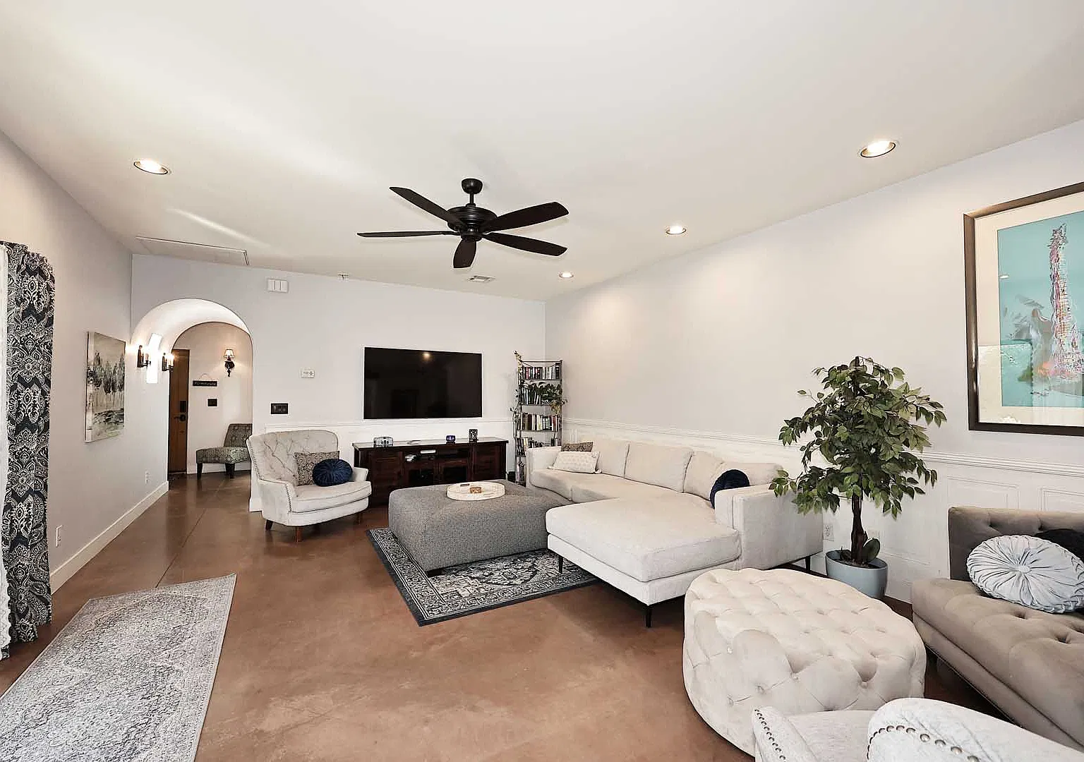 3 bed, 1691 sqft, $3,895 — Photo 4