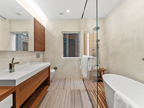 19 Park Place image 11 of 18