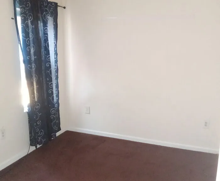 1199 W Franklin St — Photo 8