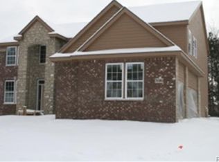7096 Campbell Mills Ct, Brighton, MI 48116