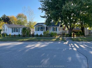 8729 Drake Ave, Niagara Falls, ON L2G 7A7