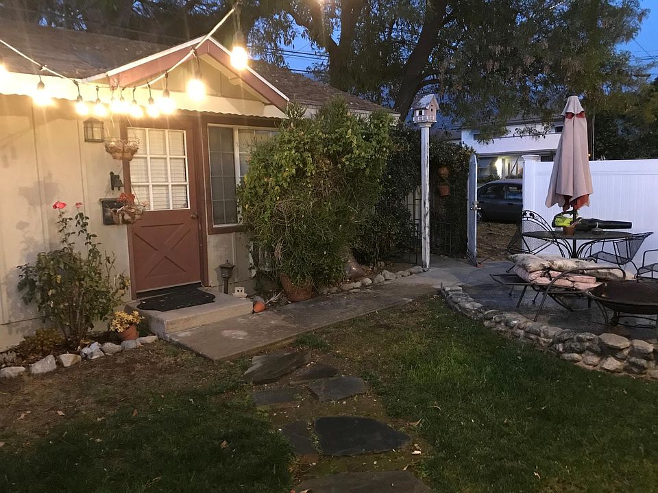 1st image of 851 Wildrose Ave