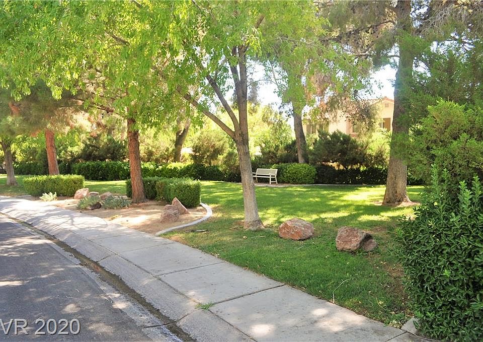1st image of 346 Santa Monica Dr