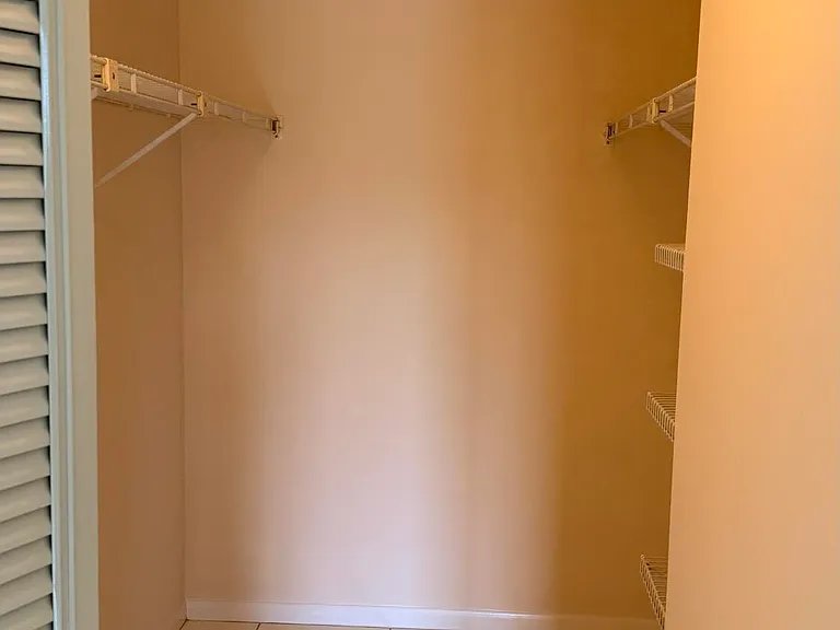813 Sky Pine Way #F2 — Photo 9