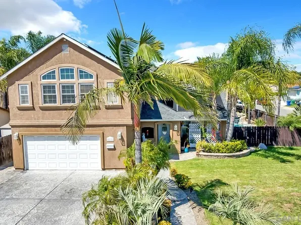 10732 Greencastle St, Santee, CA 92071