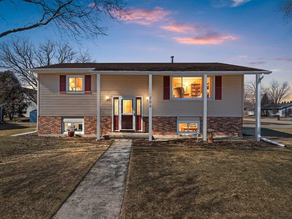 306 Harmsen Ave, Waupun, WI 53963