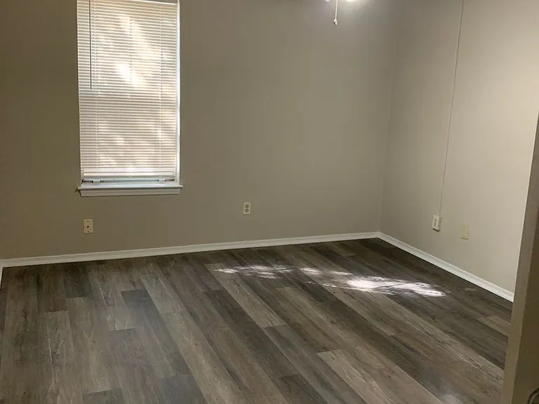 2328 Melissa Dr — Photo 7