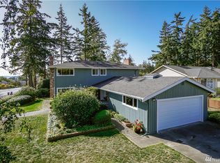 181 NW Fairhaven Dr, Oak Harbor, WA 98277