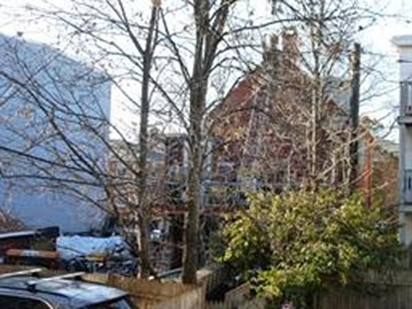 2nd image of 194 W 9th St