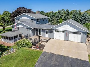 S2324 Horkan Rd, Reedsburg, WI 53959