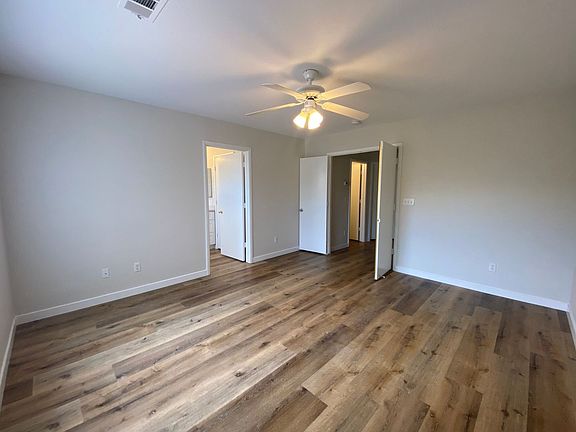 5th image of 1676 Silver Rain Ave